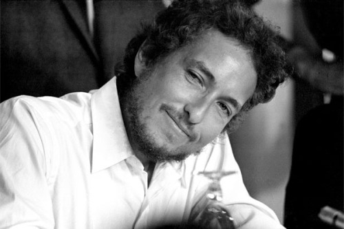 soundsof71:Smilin’ Bob Dylan, Isle of Wight press conference,...