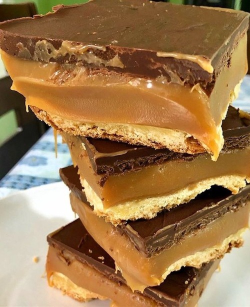 everybody-loves-to-eat:TWIX BARS(source)