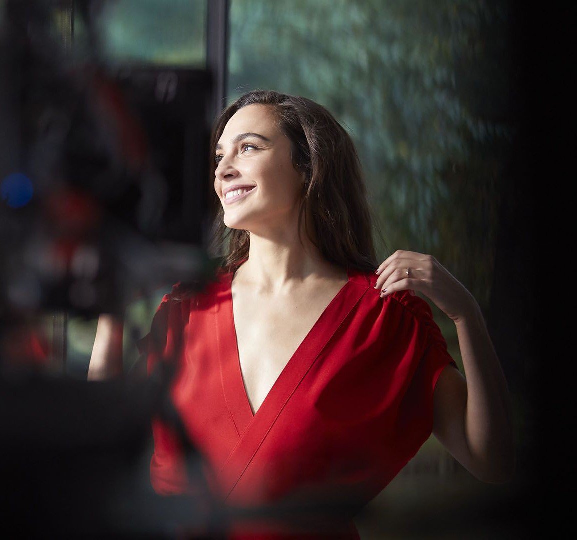 Gal Gadot - for Revlon’s Candid Campaign 2019