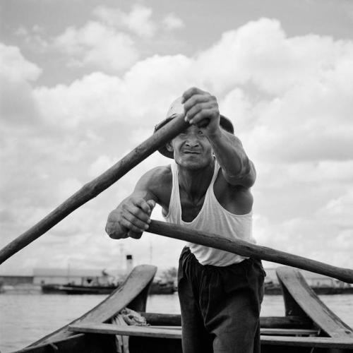 ampazourvskomodino:Vivian Maier - June 27, 1959. Asia