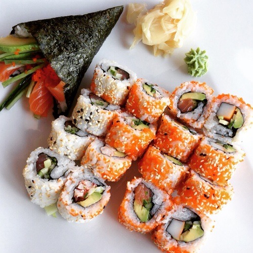 Food Food Food — sushi-aesthetic: sushi aesthetic