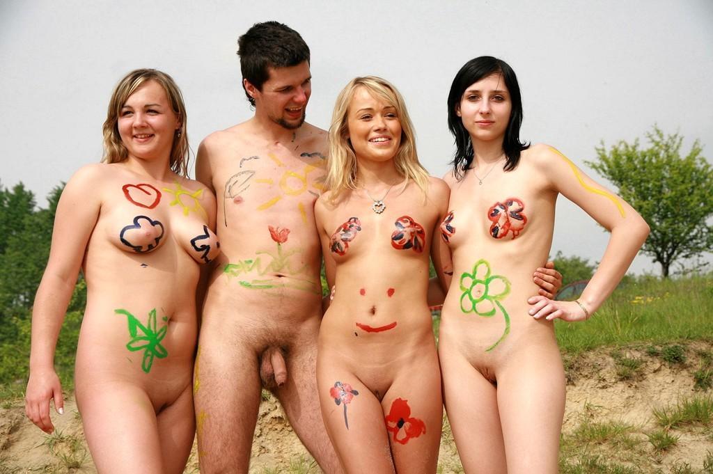 Outdoor bodypainted