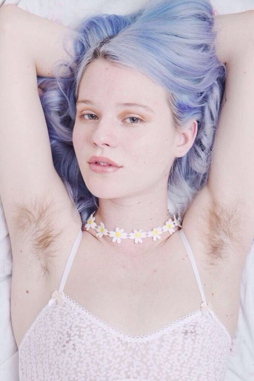 i-will-eat-dynamite:beautiful women + underarm hair 