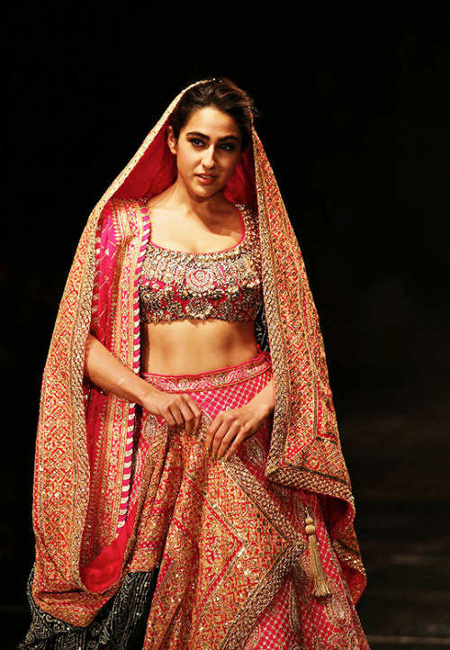 bollysnapped