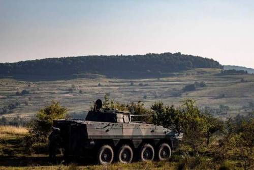 bmashine:Polish and Romanian soldiers during a joint exercise...