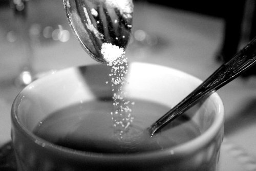 These Two Hidden Triggers Are Making You Crave Sugar –...