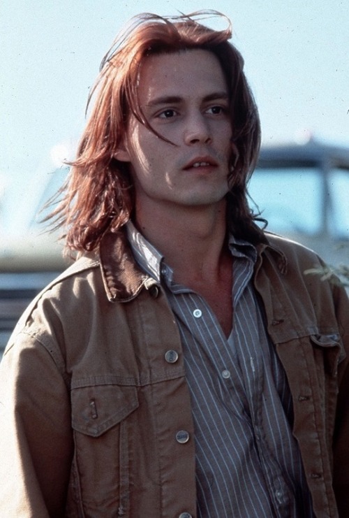 Johnny Depp Den • vintagesalt: Johnny Depp in What’s Eating...