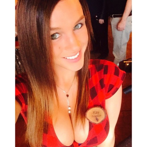 countrysound:the hottest twin peaks girls.#twinpeaks #twin...