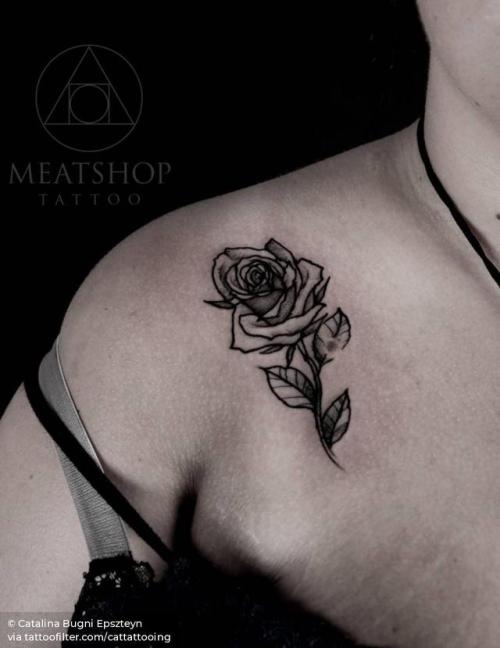 By Catalina Bugni Epszteyn, done at Meatshop Tattoo, Barcelona.... flower;cattattooing;rose;facebook;nature;blackwork;twitter;shoulder;medium size;illustrative