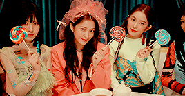 tumblr_ptcsffsBz41r3hdhfo7_r3_400.gif