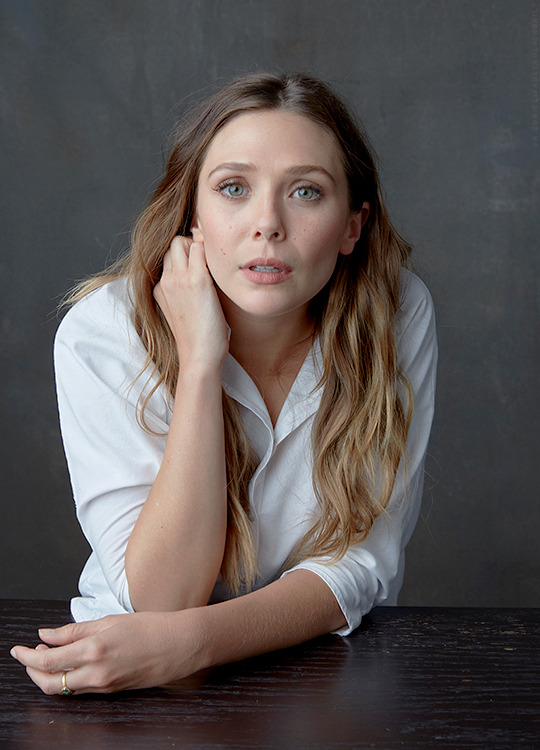 DAILY LIZZIE OLSEN