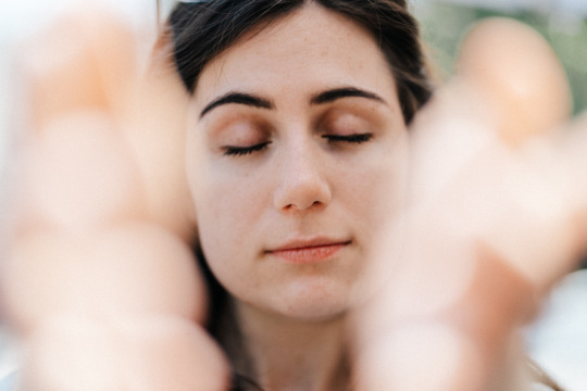 Get To Know: captivating pop singer-songwriter dodie