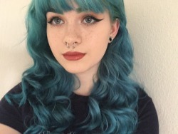 Girls With Blue Hair Tumblr