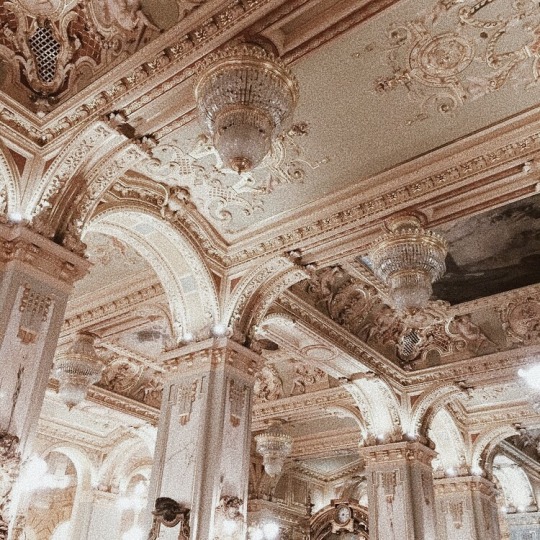 royal aesthetic on Tumblr