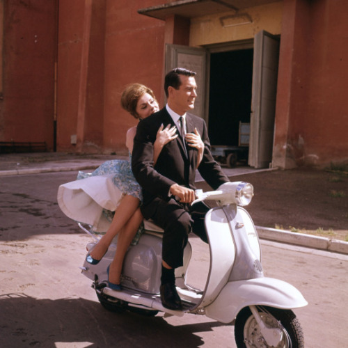 filmloversareverysickpeople:Gina Lollobrigida e Rock Hudson -...