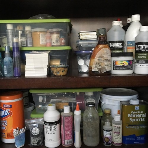 <p>Moving is hard work! Trying to gather all my art supplies and organizing them. #gladsart <br/>
<a href="https://www.instagram.com/p/BpKc9vjDo8V/?utm_source=ig_tumblr_share&igshid=1q1wj7qzfllyz">https://www.instagram.com/p/BpKc9vjDo8V/?utm_source=ig_tumblr_share&igshid=1q1wj7qzfllyz</a></p>