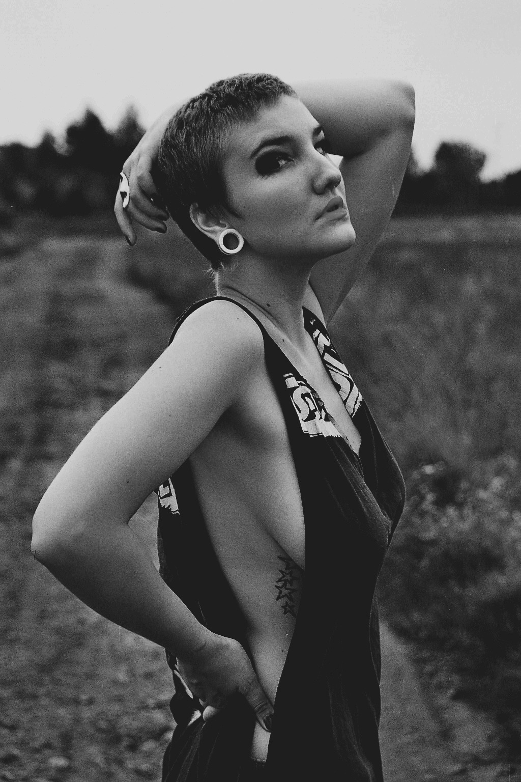 Coaker recommends best of Girls dominate guy pussy licking Nude Photo HQ Elizabeth burial at sea cosplay