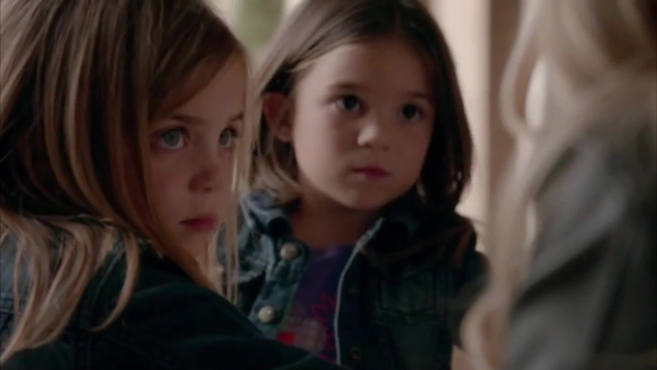 Josie And Lizzie Saltzman