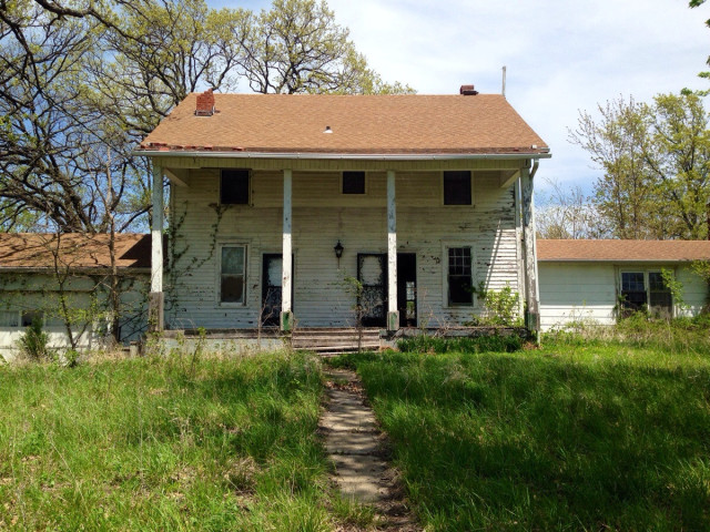 Abandoned house in Saint Joseph, Missouri Destroyed and