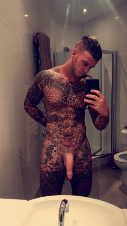 lovepublic:He is looking for someone to suck his dick. Would...