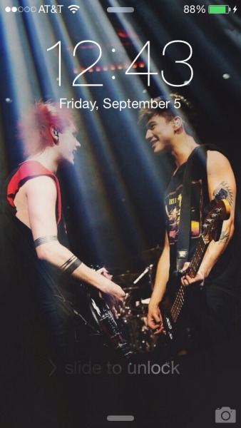 Michael Clifford Wallpaper Tumblr