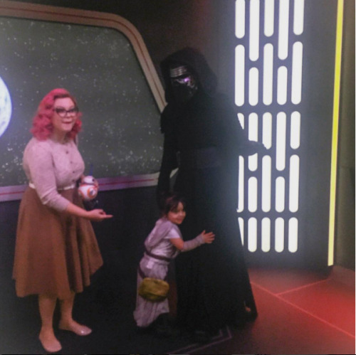 Favorite Image of Kylo? - Page 7 Tumblr_o1n5djRWMn1unml4wo1_500