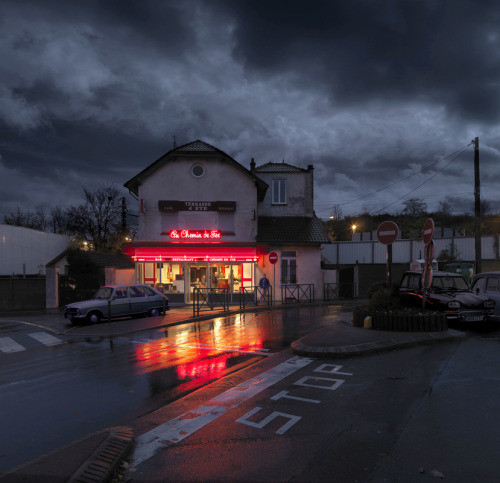 culturenlifestyle:Lost Parisian Cafés Photographed in Rainy...