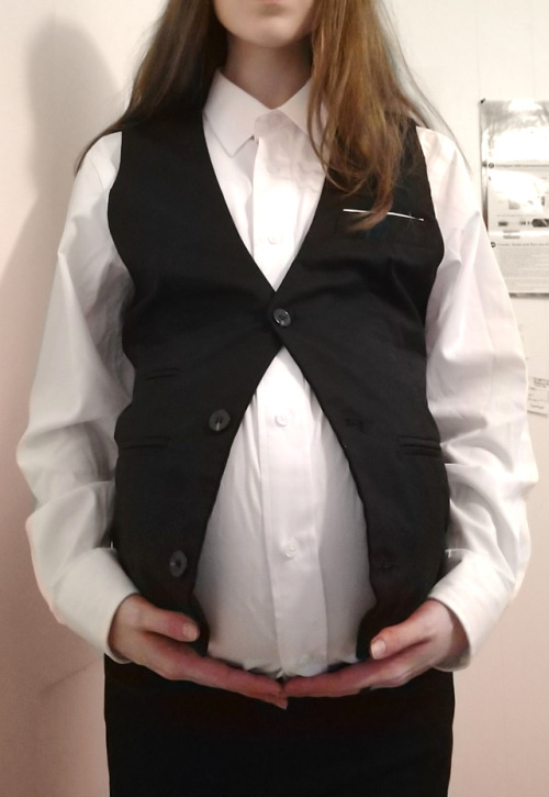 rubberpet:yeah pregnant maids are great and all but for your...