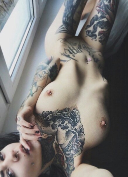 Si te gustan las chicas tatuadas, este es tu post! Entrá!
