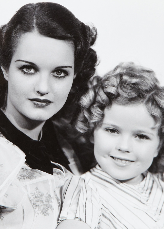 miss-shirley-temple: Rochelle Hudson and Shirley... : fuck a grave