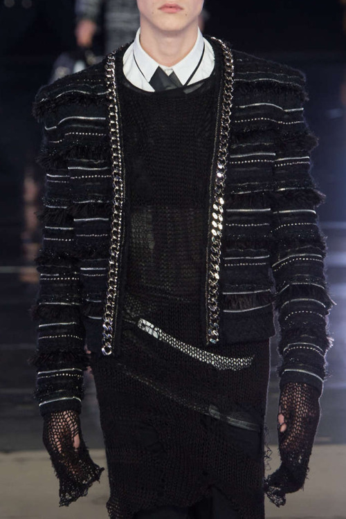 monsieurcouture:Balmain F/W 2019 Menswear Paris Fashion Week