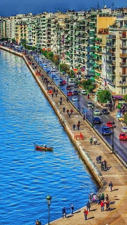 Port of Thessaloniki, Thermaic Gulf, Macedonia, Greece.Λιμάνι...