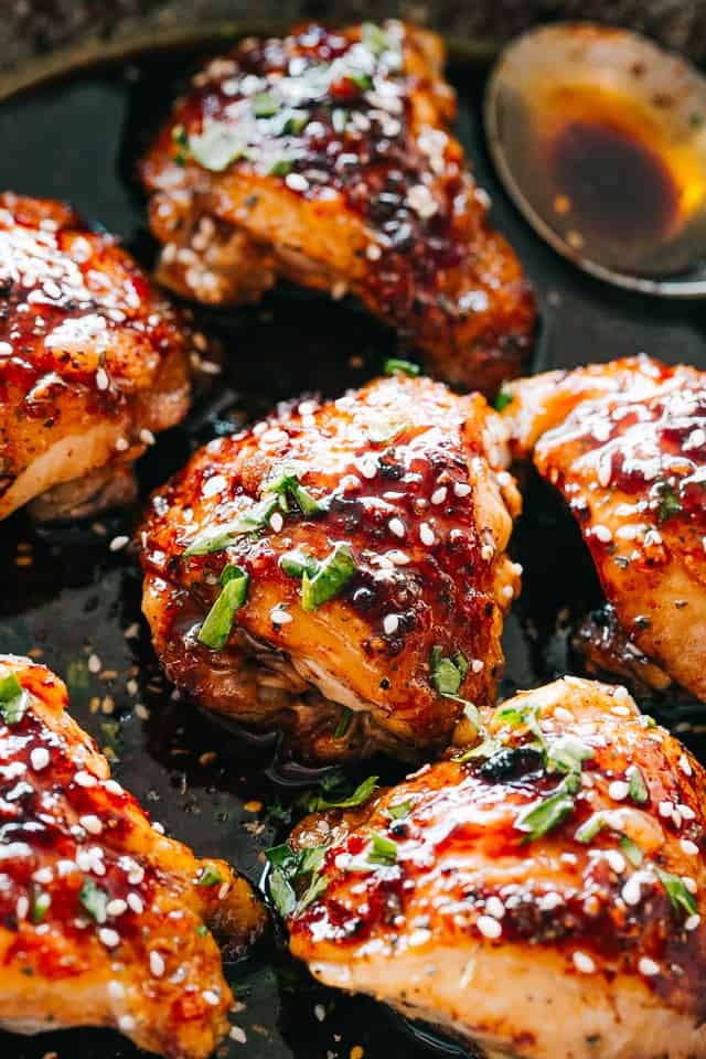 Tender & juicy sticky chicken thighs - Yummy 🍕