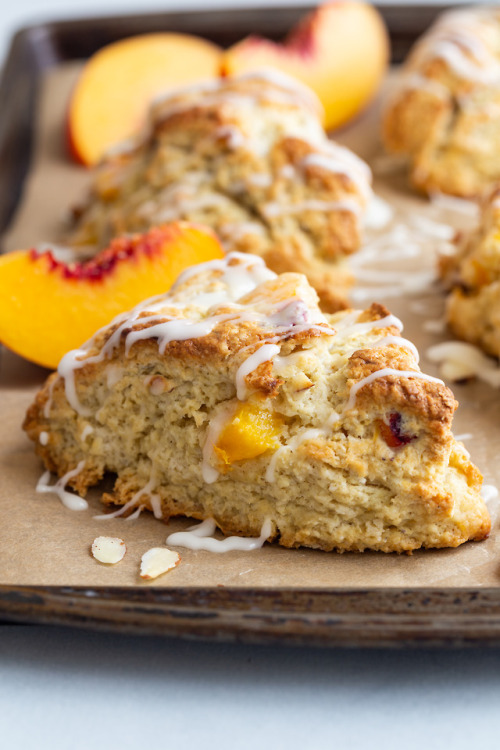 foodffs:Loads of juicy peaches and almonds take these homemade...