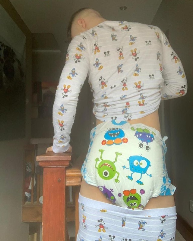 ABDL World Is It Time For A Diaper Change T