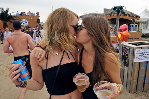 Lesbian kisses