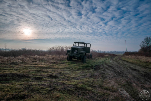 urbanrelicsphotography:LOST PATRIOTOn a cold winter morning,...