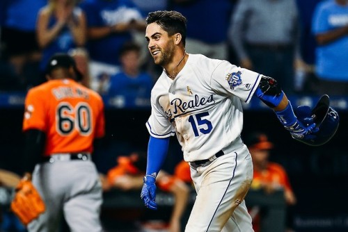 royals:WALKOFF WHIT 