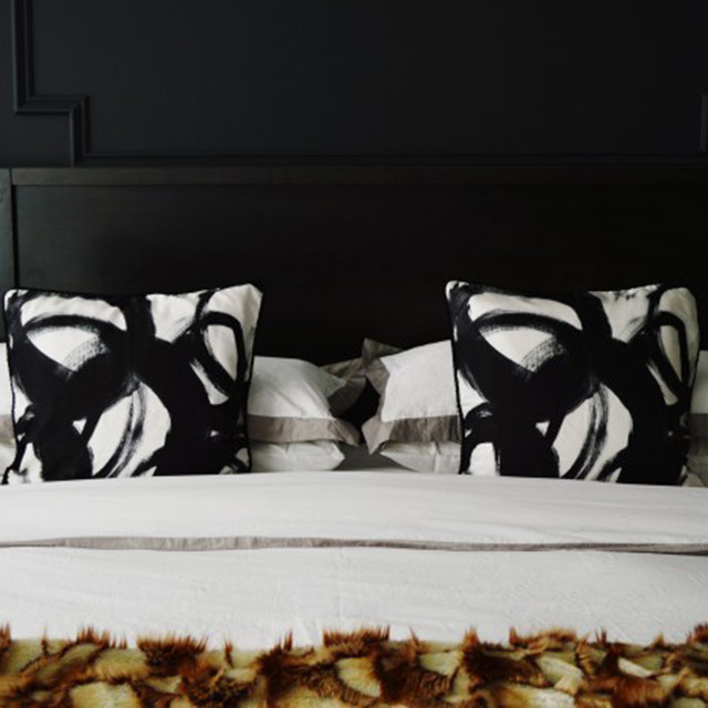 How To Decorate Your Bedroom With White Bedding Crane And Canopy