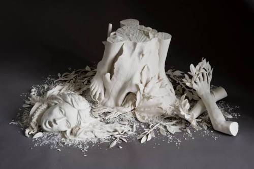 beautifulbizarremagazine:Kate MacDowell’s porcelain...