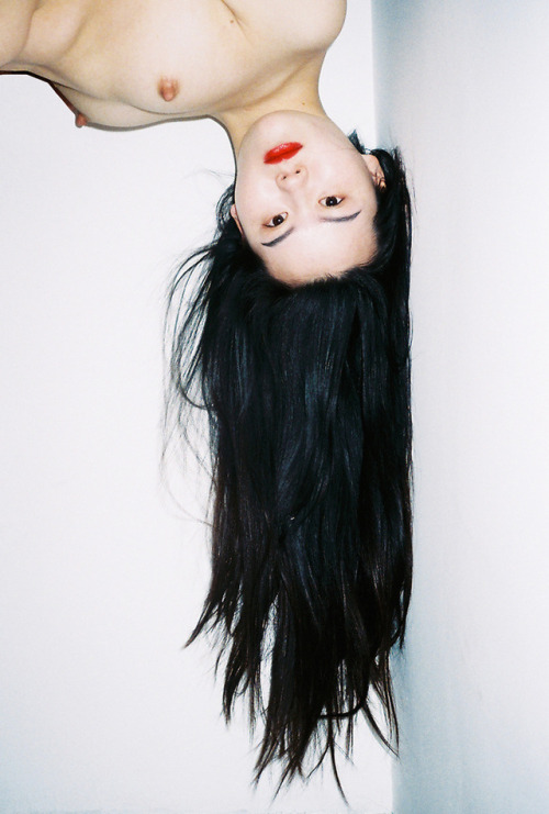 nevver:Dead at 29, Ren Hang