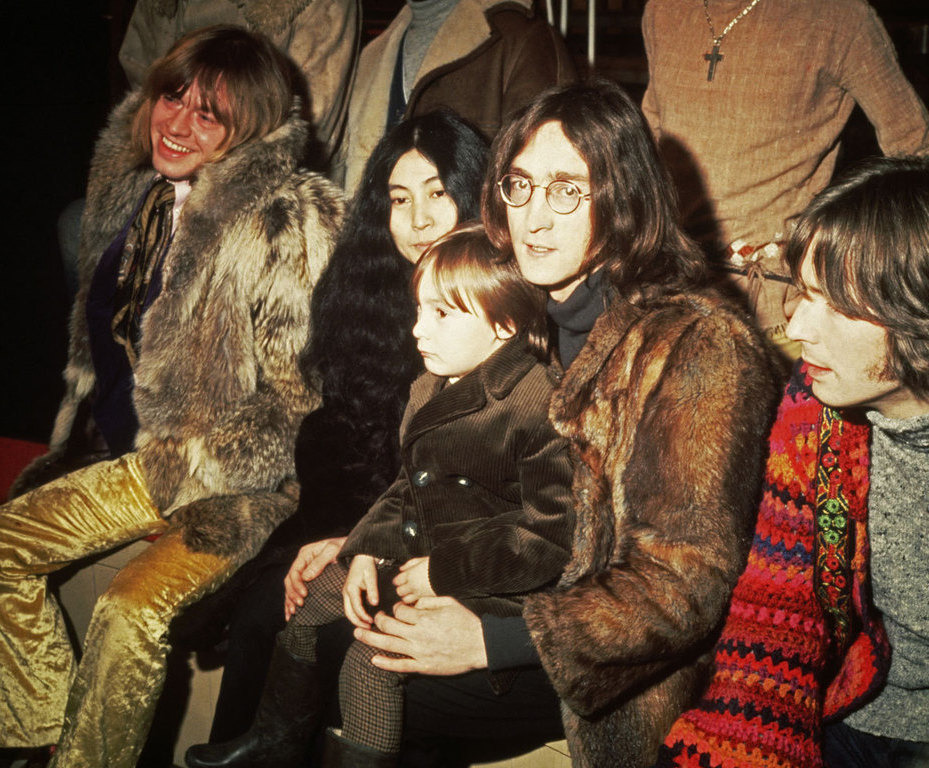 Brian Jones, Yoko Ono, Julian Lennon, John Lennon,... - Eclectic Vibes