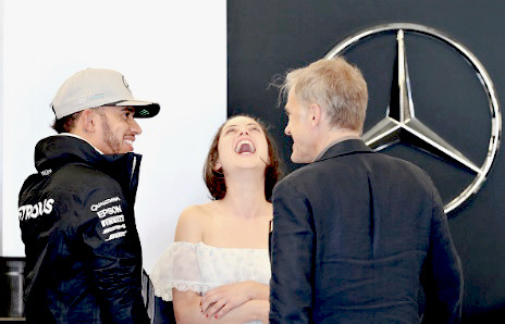 ohmychristophwaltz:Lewis Hamilton, Rosa Salazar and...