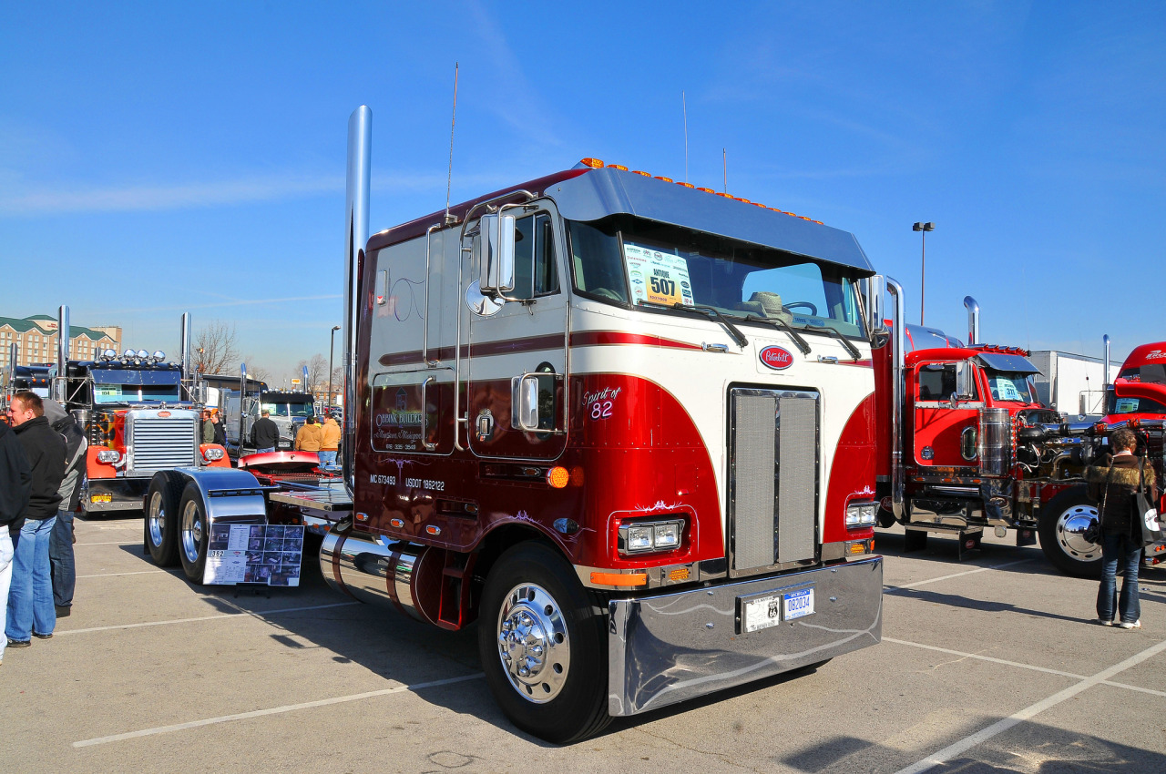 Semitrckn — coe Peterbilt custom 362