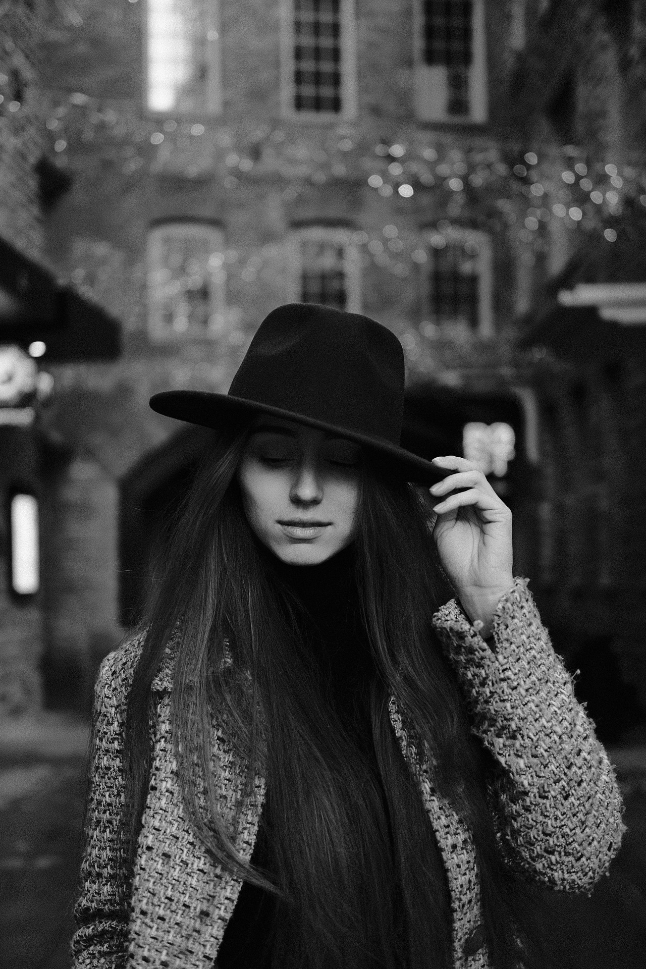 Portrait london fashion hat model tumblr black and white photography