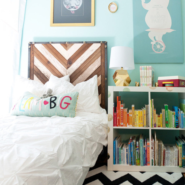 How To Decorate Your Bedroom With White Bedding Crane And Canopy