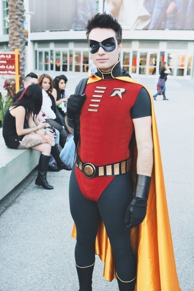 Untitled — Gaynerd616: Robin Cosplay