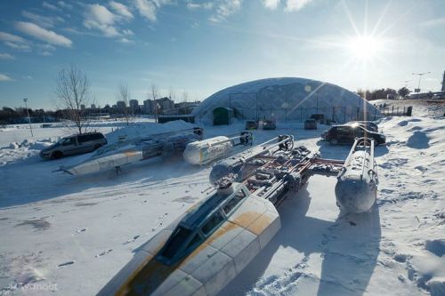 astromech-punk:Five Past Lightspeed Long Term Parking by Vesa...