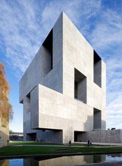 Innovation Center UC - Anacleto Angelini / Alejandro Aravena | ELEMENTAL