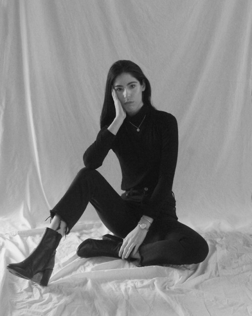 all black details fashion slow fashion turtleneck